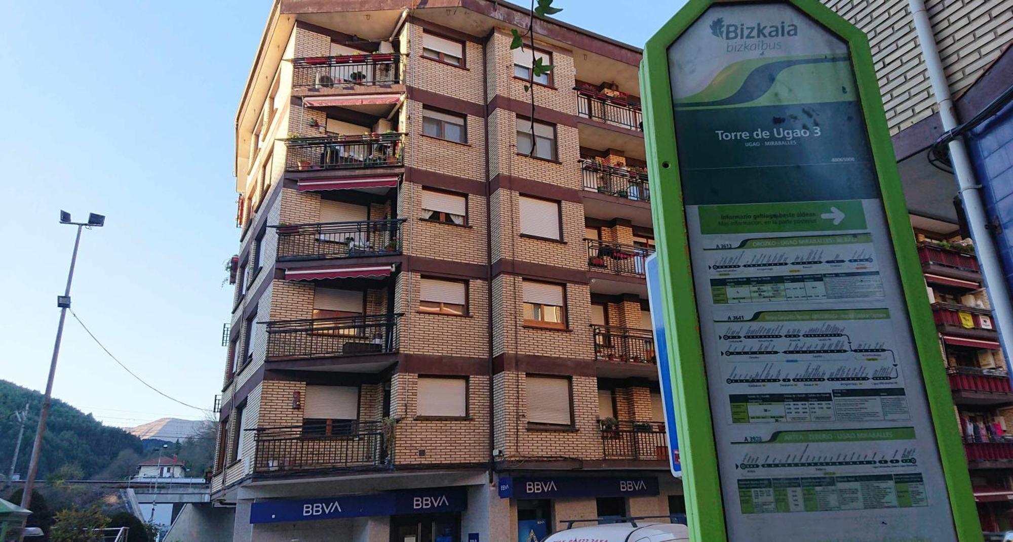 Апартаменты Piso Rio Nervion 15 Minutos Bilbao Ugao-Miraballes Экстерьер фото
